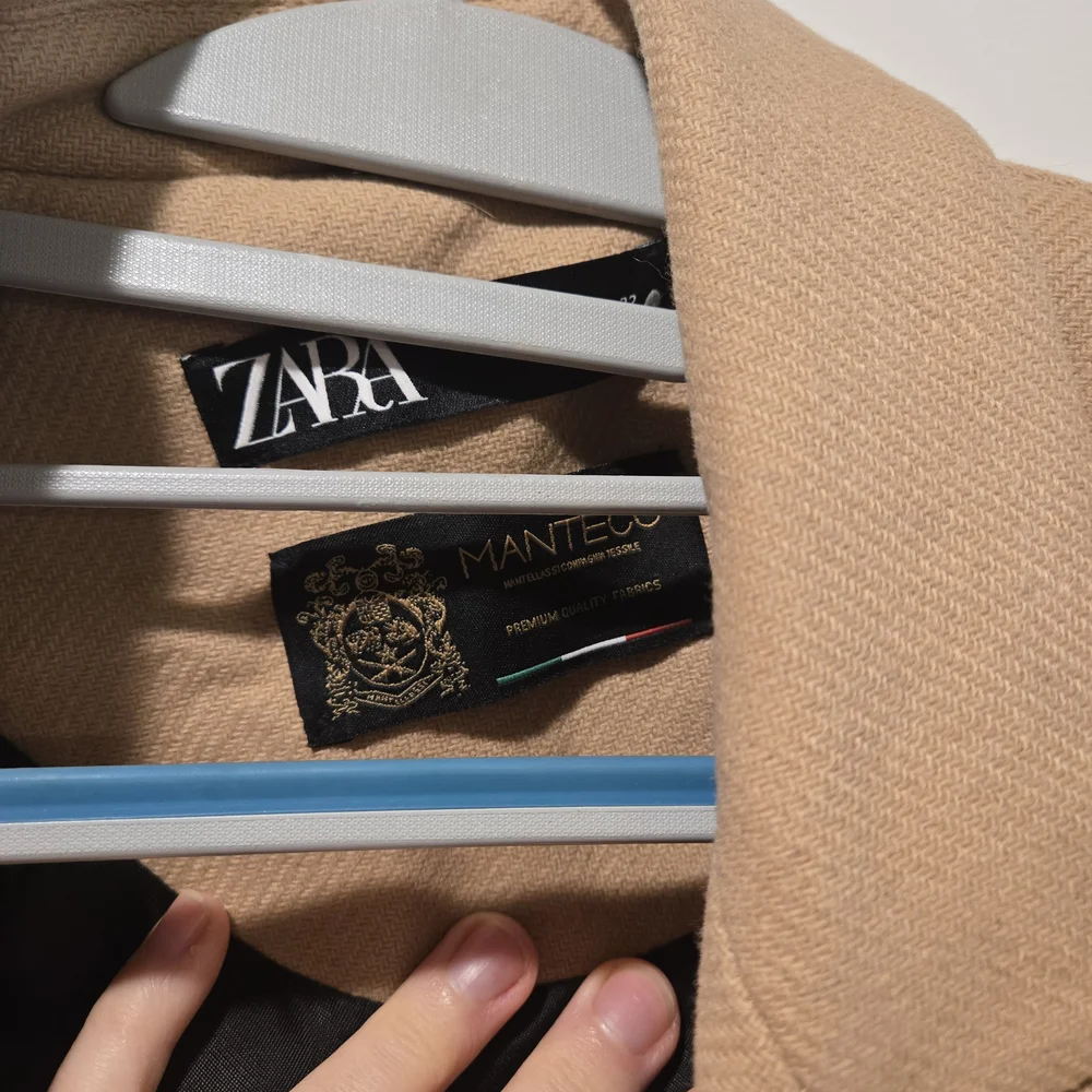 Zara Double Breasted Tan Wool Coat Made In Italy with Gold Accents - Picture 4 of 5